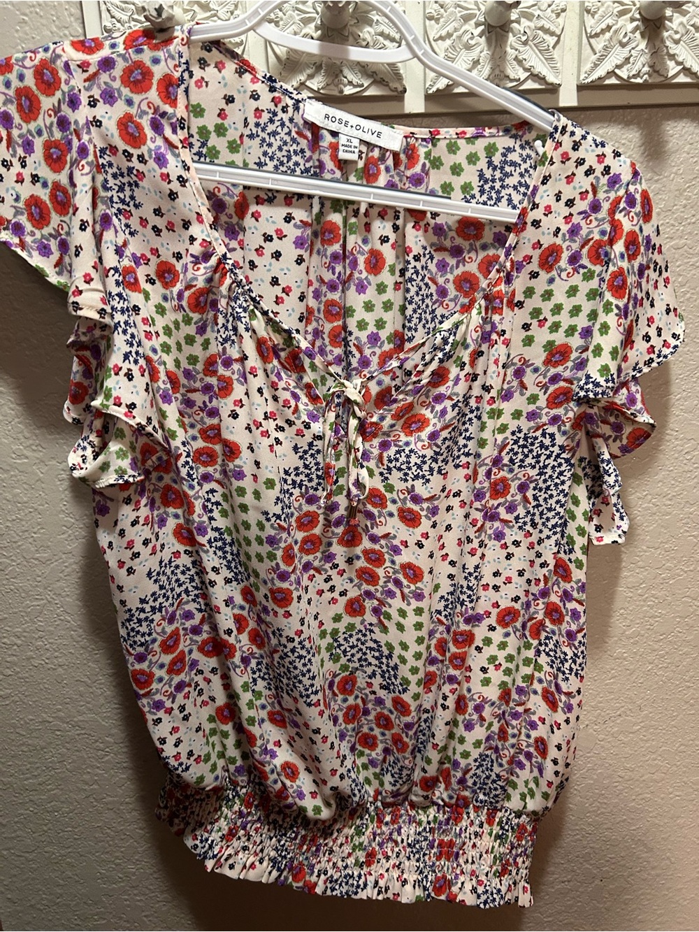 Rose & Olive Cream Floral Tie-Front Flutter Sleeve Blouse
